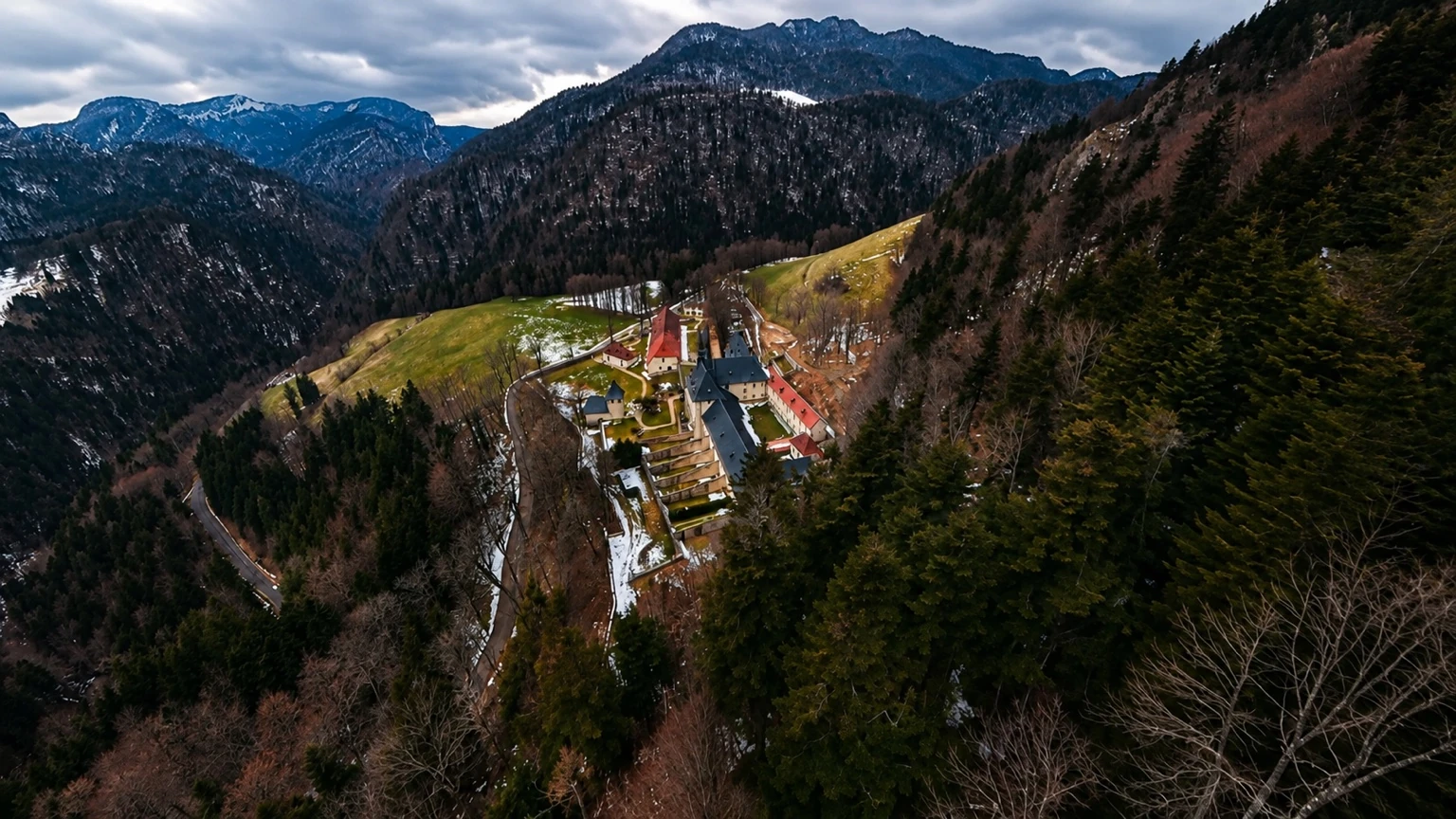 Musée de la Grande Chartreuse — vue aérienne en hauteur
